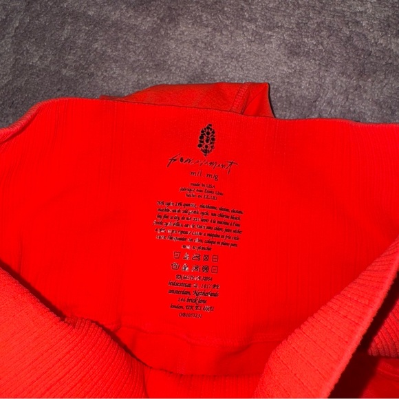 Free People M/L High-Rise 7/8 Length Good Karma
Leggings- Neon Coral Orange - Picture 5 of 10